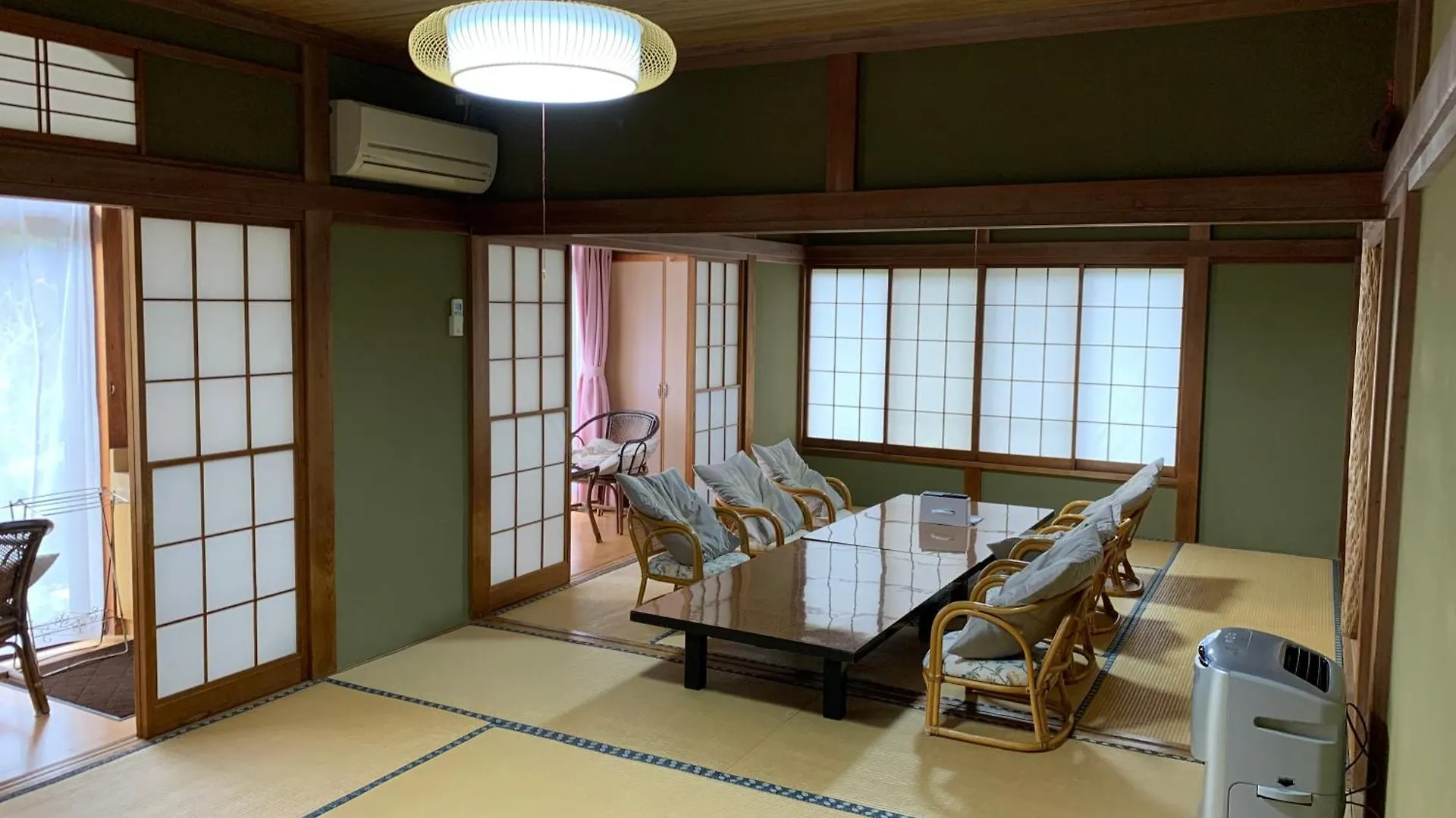 Ryokan (tradycyjny japoński pensjonat lub zajazd) Hotel Lt Kitchen Yugawara